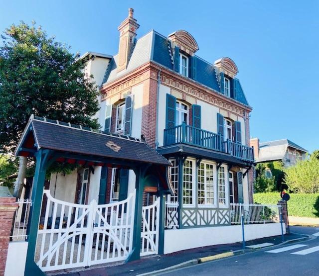 La Musarde Villers-sur-Mer Buitenkant foto